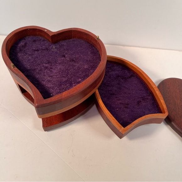 Mixed wood trinket box heart - Picture 3 of 3